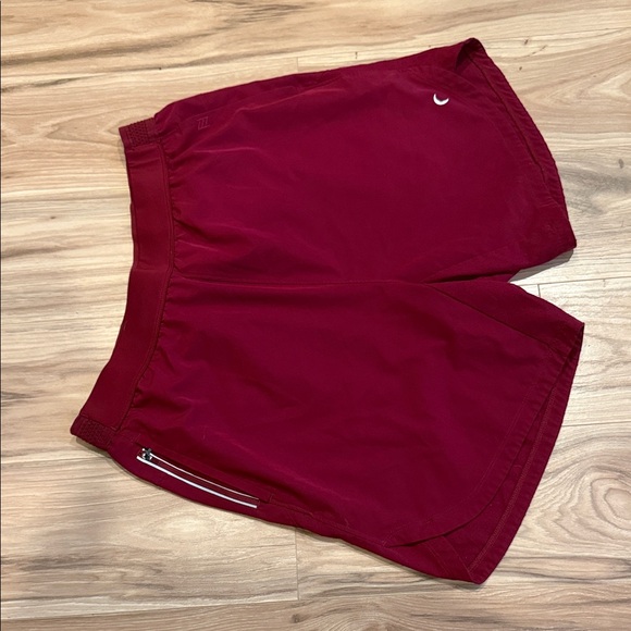 ZYIA Men's Athletic Shorts - Burgundy Medium zippered pockets - Picture 2 of 7